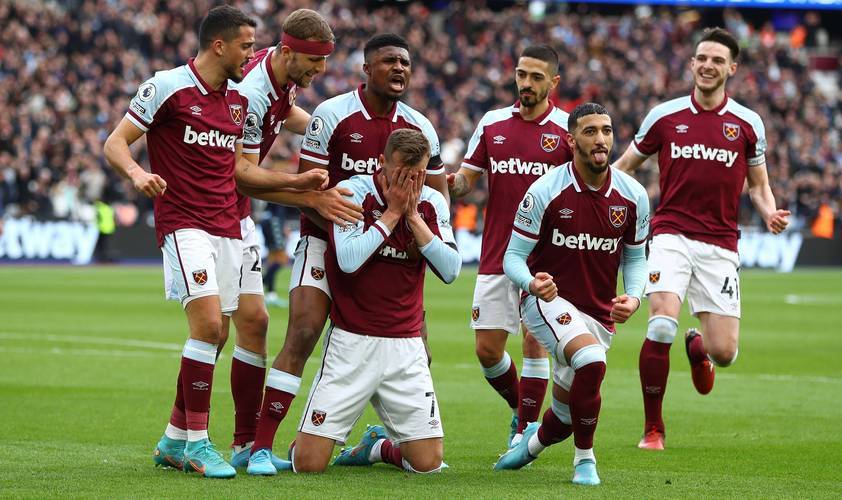 官方：31岁的前法国国脚右后卫杜布瓦退役