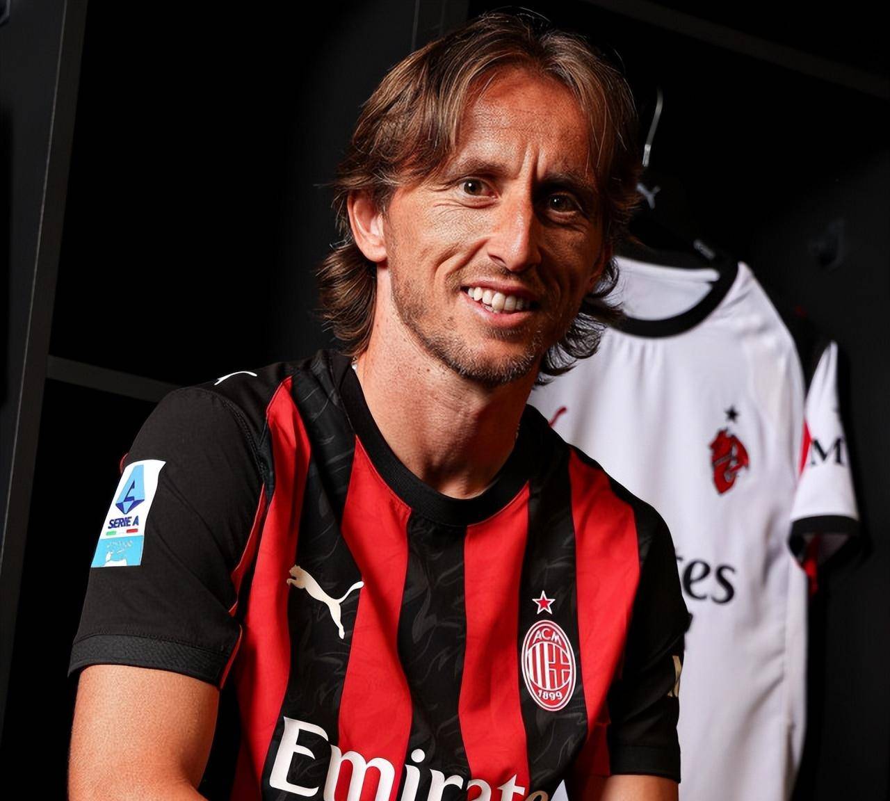 米体：路易斯-恩里克表现低迷，对阵比萨或成他的最后机会