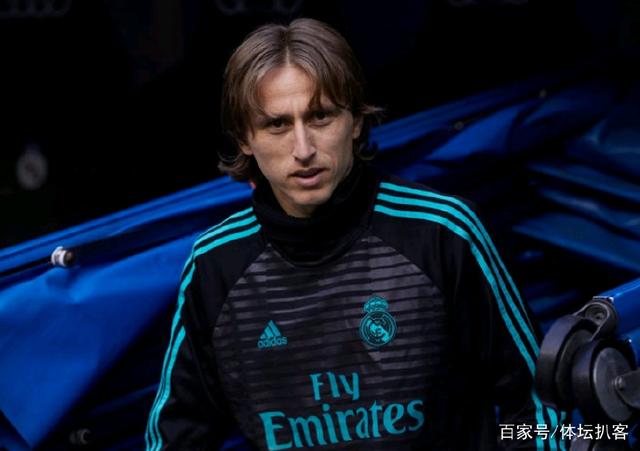 乱战高手！张宁13中7得到21分7篮板2助攻