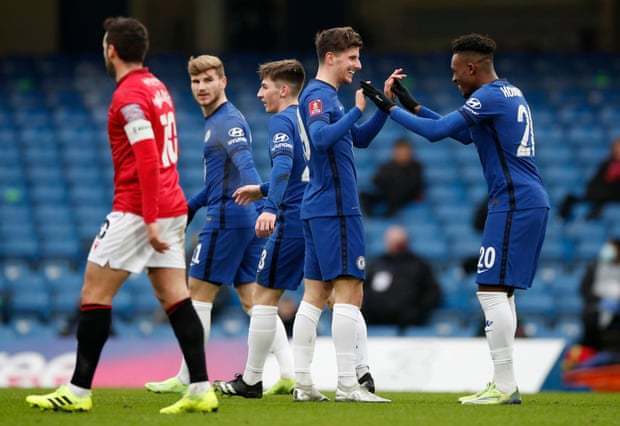 都体：热那亚有意签回佩林，德罗西寻求经验丰富的更衣室领袖